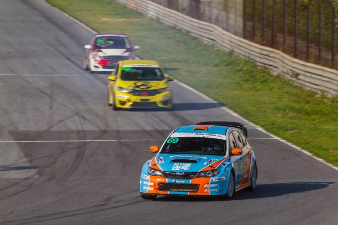 即将开赛SEC(广东)排位赛10号车夺得杆位